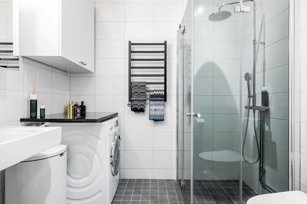 31. Renovering av toalett i villa Vendelso Sagen.jpg